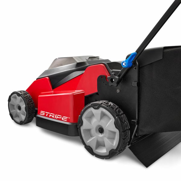 Toro 60V MAX* 21 in. (53 cm) Stripe™ Self-Propelled Mower - 5.0Ah Battery/Charger Included (21620)
