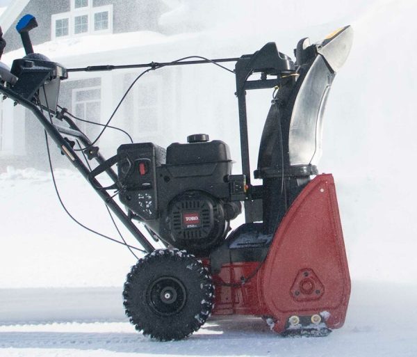 Toro 24 in (61 cm) SnowMaster® 824 QXE Snow Blower (36003)